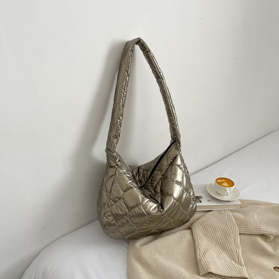 Φθινοπωρινές χειμερινές τσάντες αγγελιοφόρων μεγάλης χωρητικότητας Καπιτονέ τσάντα commute δικτυωτό μοτίβο Soft Casual Portable για κορίτσια Ψώνια