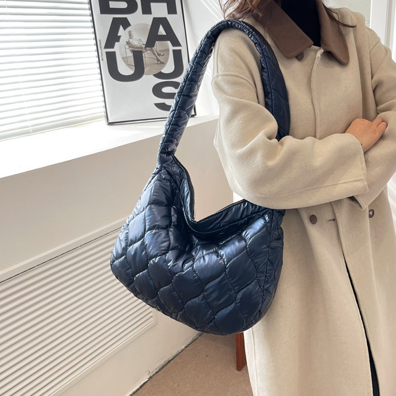 Φθινοπωρινές χειμερινές τσάντες αγγελιοφόρων μεγάλης χωρητικότητας Καπιτονέ τσάντα commute δικτυωτό μοτίβο Soft Casual Portable για κορίτσια Ψώνια