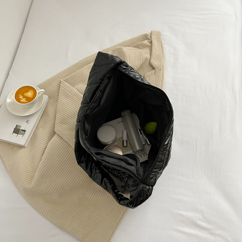 Φθινοπωρινές χειμερινές τσάντες αγγελιοφόρων μεγάλης χωρητικότητας Καπιτονέ τσάντα commute δικτυωτό μοτίβο Soft Casual Portable για κορίτσια Ψώνια