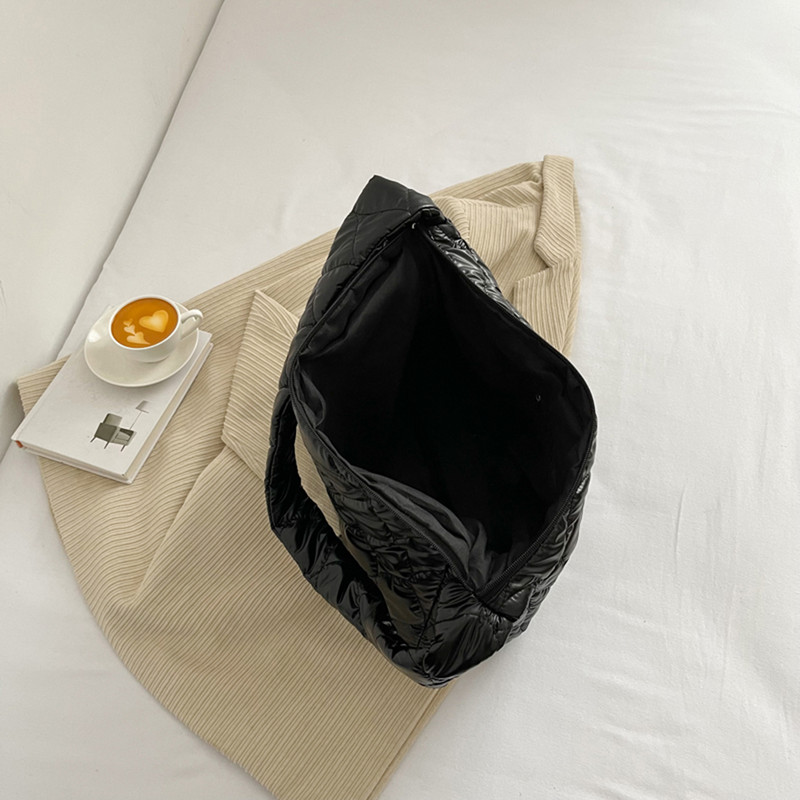 Φθινοπωρινές χειμερινές τσάντες αγγελιοφόρων μεγάλης χωρητικότητας Καπιτονέ τσάντα commute δικτυωτό μοτίβο Soft Casual Portable για κορίτσια Ψώνια