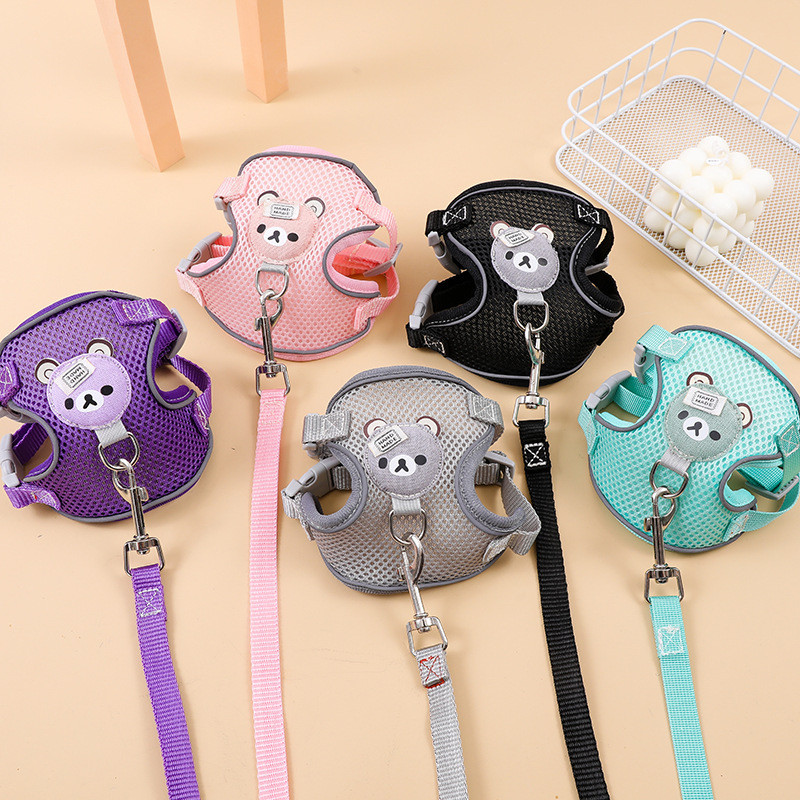 Set de ham și lesă pentru câini și pisici din plasă de nailon, model de urs din desene animate, ham cu vestă reflectorizantă reglabilă pentru câini de talie mică