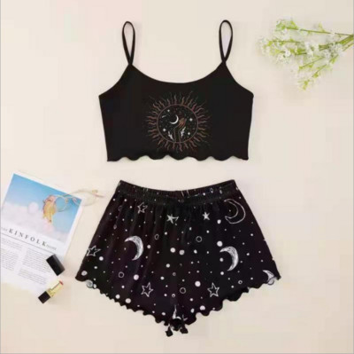 Kuumad naiste magamisriided armsad multifilmiprintidega lühikesed pidžaamad naistele pidžaamakomplekt, armas lühikeste varrukatega V-kaelus ja lühikesed püksid suvepidžaama