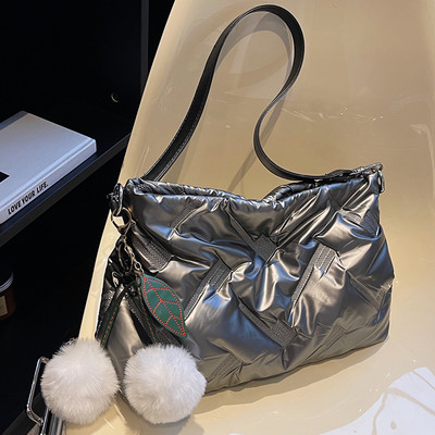 Γυναικεία Puffer Tote Bag Sparkle Quilted Hobo Bag with Pom Poms fluffy satchel bag Ελαφρύ, ευέλικτο, περιστασιακή χειμερινή τσάντα αγορών