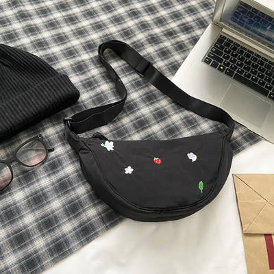 Γυναικεία τσάντα ώμου Crescent Κέντημα κινουμένων σχεδίων Απλό καθημερινό πορτοφόλι Ελαφρύ που κλείνει με φερμουάρ Γυναικεία τσάντα γνωριμιών