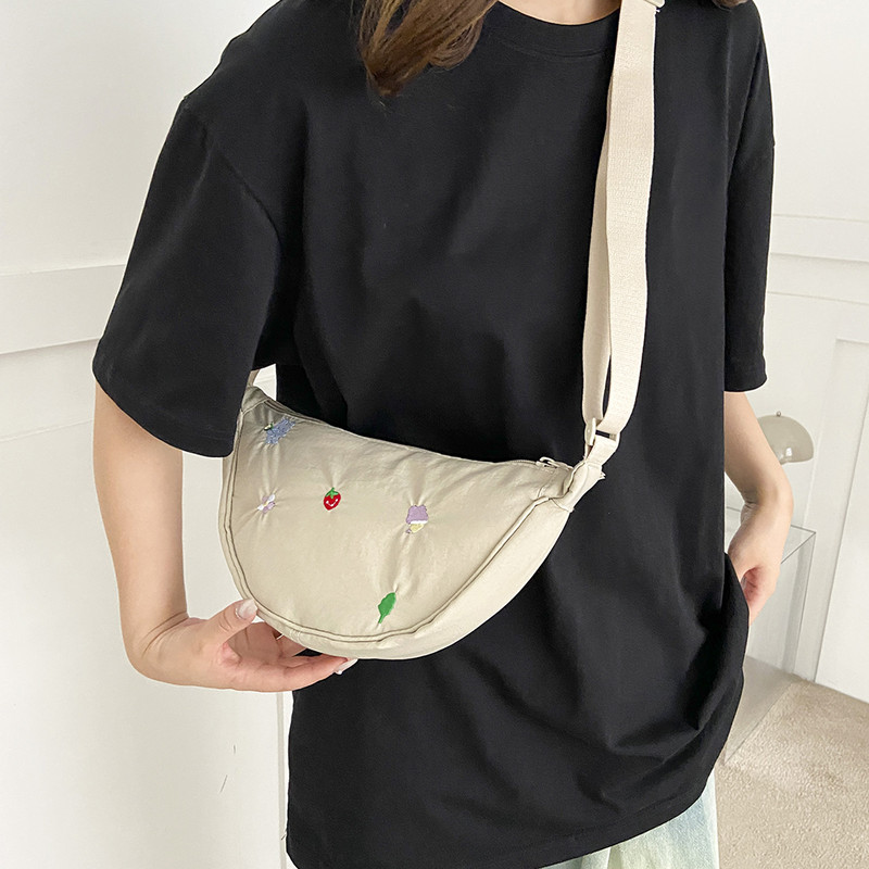 Γυναικεία τσάντα ώμου Crescent Κέντημα κινουμένων σχεδίων Απλό καθημερινό πορτοφόλι Ελαφρύ που κλείνει με φερμουάρ Γυναικεία τσάντα γνωριμιών