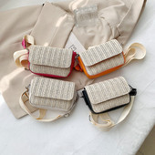 Μικρή τετράγωνη ψάθινη τσάντα για γυναίκες 2023 Καλοκαιρινές τσάντες χιαστί ώμου Πακέτο μέσης Rattan Beach Lady πορτοφόλια ταξιδιού Τσάντες Bolsa