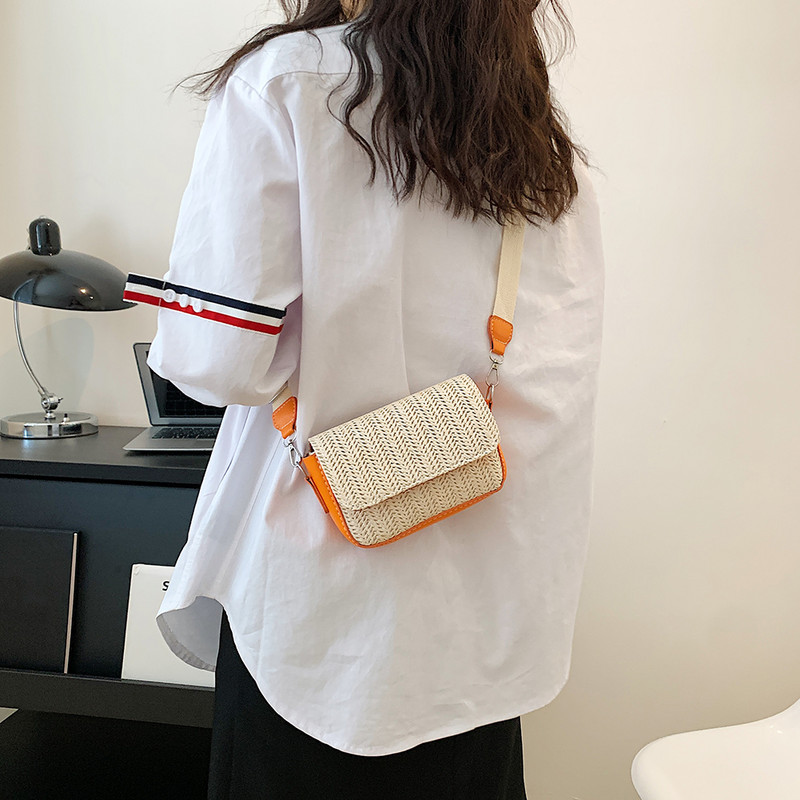 Μικρή τετράγωνη ψάθινη τσάντα για γυναίκες 2023 Καλοκαιρινές τσάντες χιαστί ώμου Πακέτο μέσης Rattan Beach Lady πορτοφόλια ταξιδιού Τσάντες Bolsa