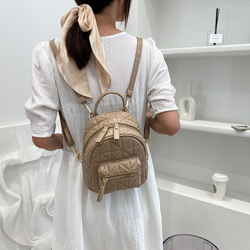 Πολυτελές γυναικείο σακίδιο πλάτης 2022 Υψηλής ποιότητας PU δερμάτινο μαθητικό τσαντάκι Μοντέρνα πακέτα ταξιδιού για κορίτσια Casual μονόχρωμη γυναικεία τσάντα