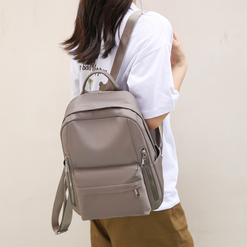 Μικρό σακίδιο Feminina για γυναικείες γυναικείες τσάντες και σακίδια πλάτης για γυναίκες 2023 Trend γυναικείες τσάντες στοκ Γυναικείες τσάντες πλάτης Τσάντες