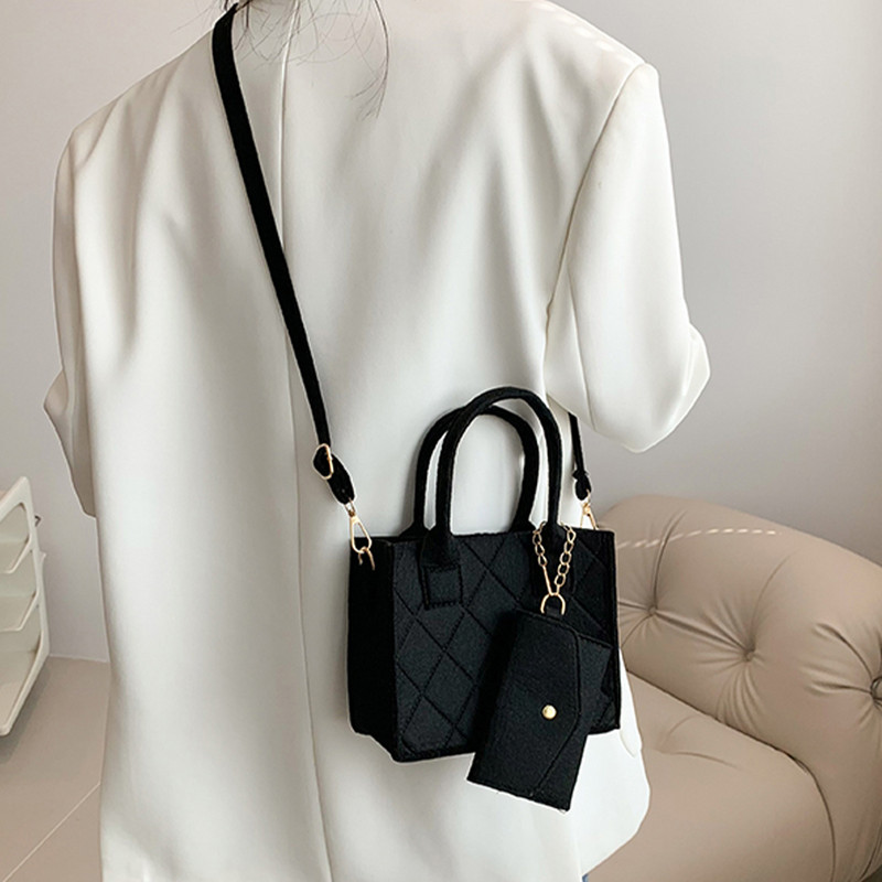 2023 m. moteriškas krepšys, viengubas veltinis ant peties skersinis krepšys Trend laisvalaikio rankinė Paprastas mažas kvadratinis krepšys Prabangi, elegantiška moteriška rankinė