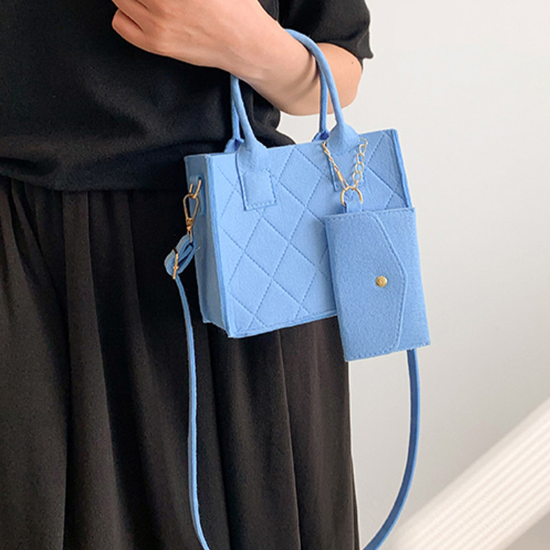 2023 m. moteriškas krepšys, viengubas veltinis ant peties skersinis krepšys Trend laisvalaikio rankinė Paprastas mažas kvadratinis krepšys Prabangi, elegantiška moteriška rankinė