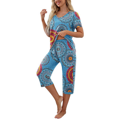 Naiste suvine pidžaamakomplekt lühikeste varrukatega V-kaelusega T-särk + Capri püksid magamisriided kodurõivad kontrastvärvi/lilledega/leopardi salongiülikonnad