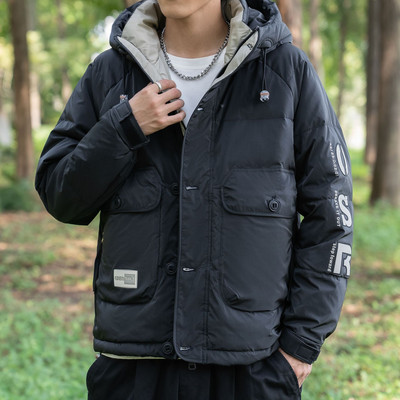 Ανδρικές τσέπες με κουκούλα 2023 Ελαφριά ζεστά παλτό Χειμερινή τάση Casual χαλαρά παχύρρευστα κοντά λευκά μπουφάν με πούπουλα πάπιας