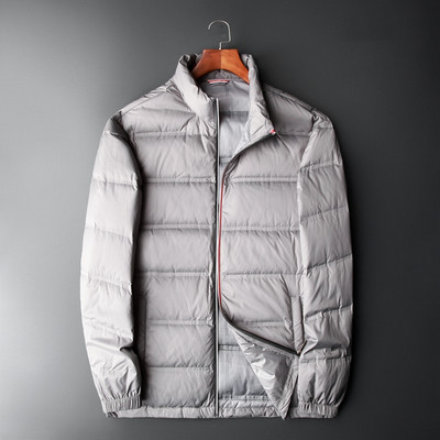 Îmbrăcăminte pentru bărbați de marcă de mărimi plus Jachetă de iarnă ultra ușoară, rezistentă la apă și vânt, cu guler la modă Parka casual din puf