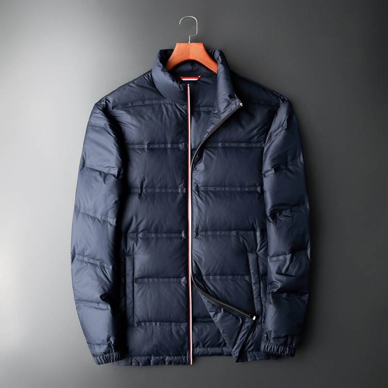 Îmbrăcăminte pentru bărbați de marcă de mărimi plus Jachetă de iarnă ultra ușoară, rezistentă la apă și vânt, cu guler la modă Parka casual din puf