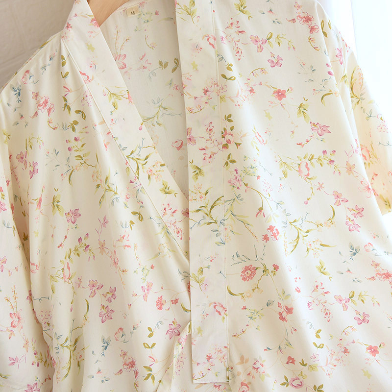 Japonské kimono s krátkym rukávom, letné dámske pyžamo, oblekové viskózové pyžamo s kvetinovou potlačou pre domáce služby