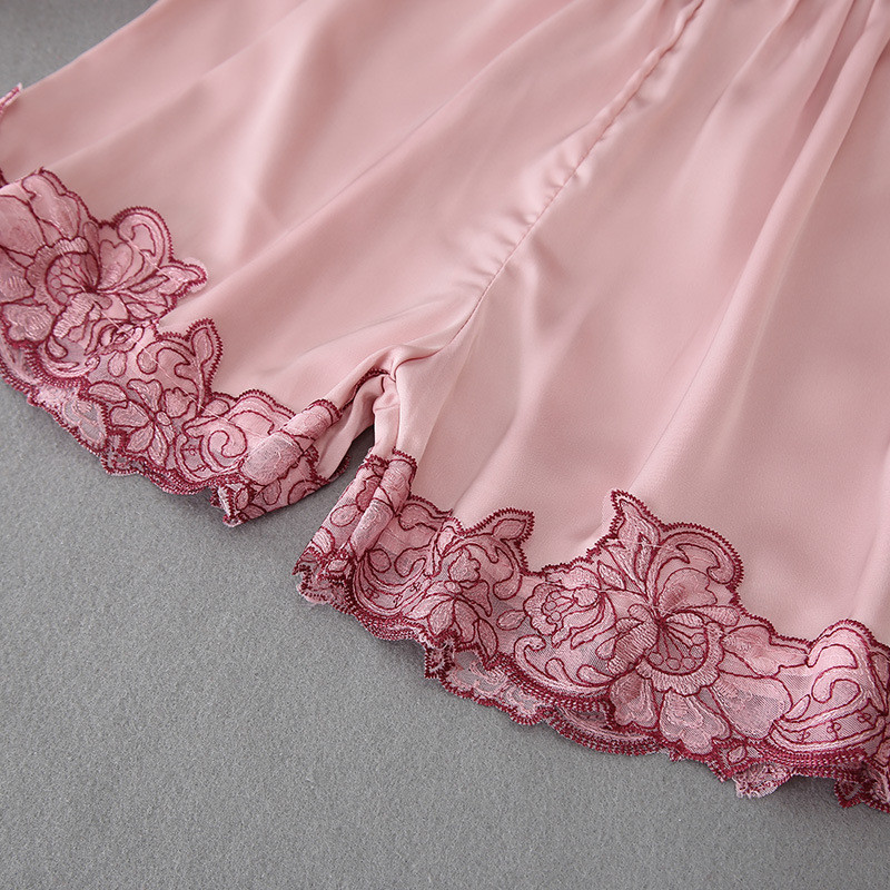 Satiinist pehme naiste pidžaamaülikond Intiimpesu Tikand Seksikas V Plii koduriided Spagetid rihmaga lühikesed püksid, magamisriided Öörõivad