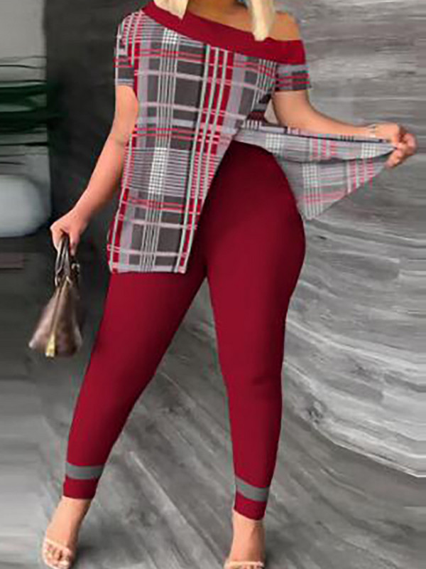 Dvojdielna súprava pre ležérne outfity v plus size veľkostiach, dámska súprava s kockovaným vzorom, mierne elastickým topom a legínami na jedno rameno, dvojdielna súprava