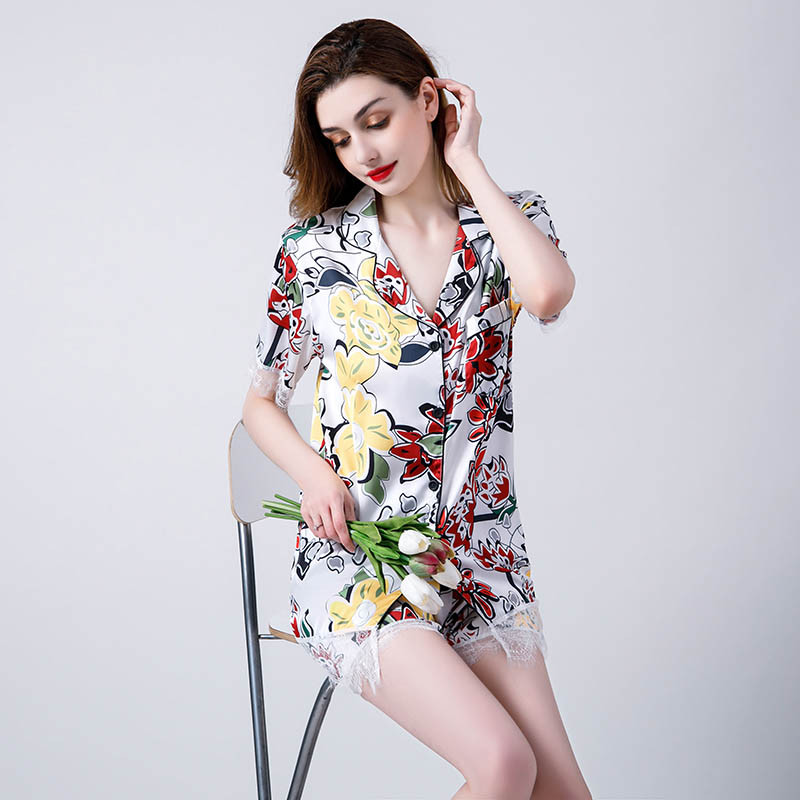 Καλοκαίρι 2023 Νέα Γυναικεία Comfort Σετ πιτζάμες με λουλουδάτο στάμπα με γιακά που ανοίγει προς τα κάτω Γυναικεία ρούχα για το σπίτι με λεπτό μεταξωτό σατέν