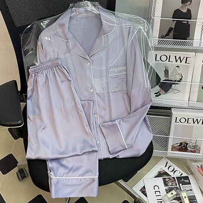 Pižamos Moteriška šilkinė pižama ilgomis rankovėmis pižamos pižamos kostiumas su gėlėmis margintas Aukštos kokybės ledinis šilkas gali būti dėvimas lauke namuose Pižama