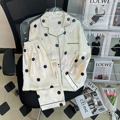 Pižamos Moteriška šilkinė pižama ilgomis rankovėmis pižamos pižamos kostiumas su gėlėmis margintas Aukštos kokybės ledinis šilkas gali būti dėvimas lauke namuose Pižama