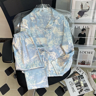 Pižamos Moteriška šilkinė pižama ilgomis rankovėmis pižamos pižamos kostiumas su gėlėmis margintas Aukštos kokybės ledinis šilkas gali būti dėvimas lauke namuose Pižama