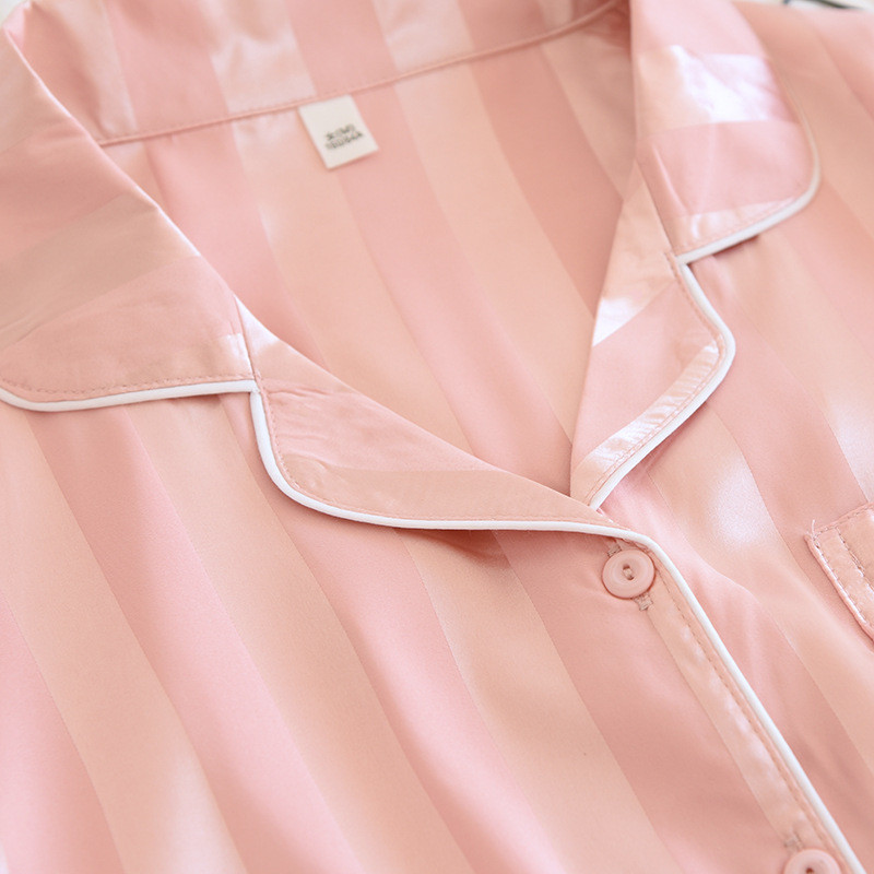 Άνοιξη και καλοκαίρι νέο ζευγάρι πιτζάμες δύο κομματιών μακρυμάνικο παντελόνι από μετάξι πάγου στο σπίτι μεταξωτό λεπτό ριγέ κοστούμι άνδρες και γυναίκες