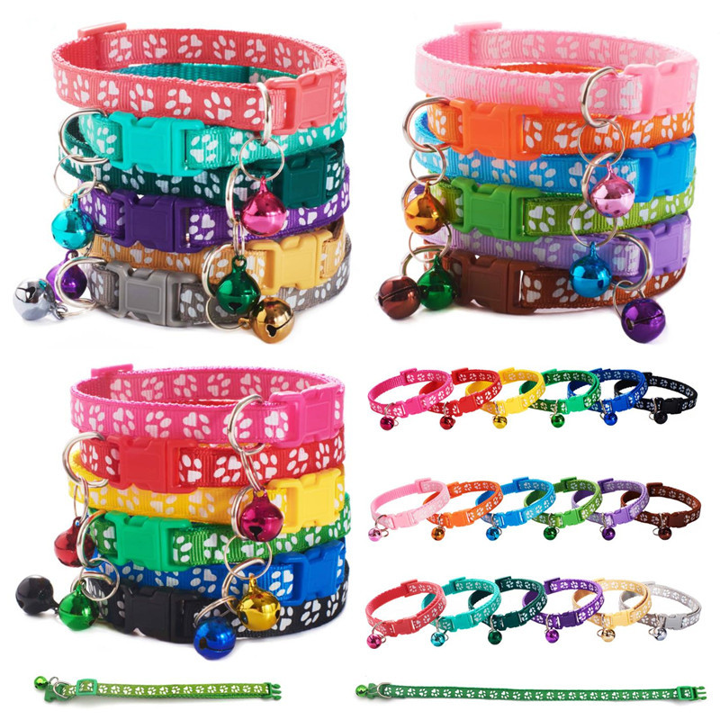 Μόδας γιακάς για σκύλους κατοικίδιων ζώων Πολύχρωμο μοτίβο ίχνος ποδιού Χαριτωμένο κουδούνι ρυθμιζόμενο περιλαίμιο για γάτες σκυλιών Αξεσουάρ για κατοικίδια κουτάβια DIY