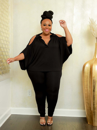 2-osalised komplektid Naiste riietus õlgadeta elegantsed püksid ja pluusikomplekt vabaaja kõver suuremas suuruses naiste riided hulgimüük