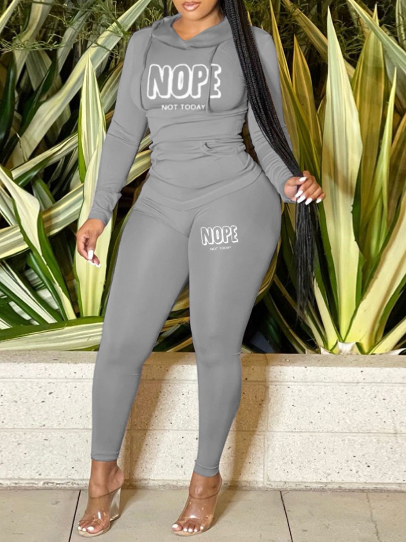 LW Plus Size 2db szett Letter Print Pants Set hosszú ujjú felső kapucnis és vékony nadrág szett Női alkalmi kétrészes szett Sportruházat