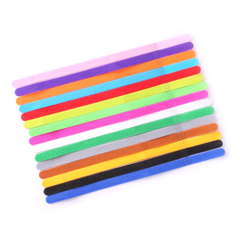 5 tk/komplekt Lemmiklooma identifitseerimise kaelarihm Juhusliku värviga kutsika vastsündinud lemmikloomad tuvastavad kaelarihma fliisist kutsika kassipoega kaelarihmad kaelakee