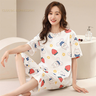 Suvised kaheosalised komplektid Kootud Värske lillemustriga Elegantne Öörõivad Naiste pidžaamakomplektid Pidžaamad Naiste magamisriided Pidžaamad Mood