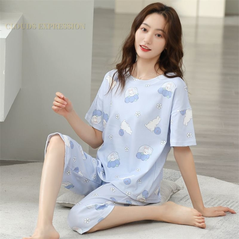 Suvised kaheosalised komplektid Kootud Värske lillemustriga Elegantne Öörõivad Naiste pidžaamakomplektid Pidžaamad Naiste magamisriided Pidžaamad Mood