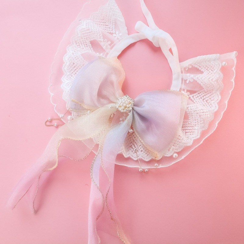 Lemmikloomatarvikud Lemmiklooma kaelarihmad Kassi koerte tikitud pits rinnatükk, vibu kaunistused Ääristega kaelarihm Lemmikloomatarbed kasside riietamise tööriist