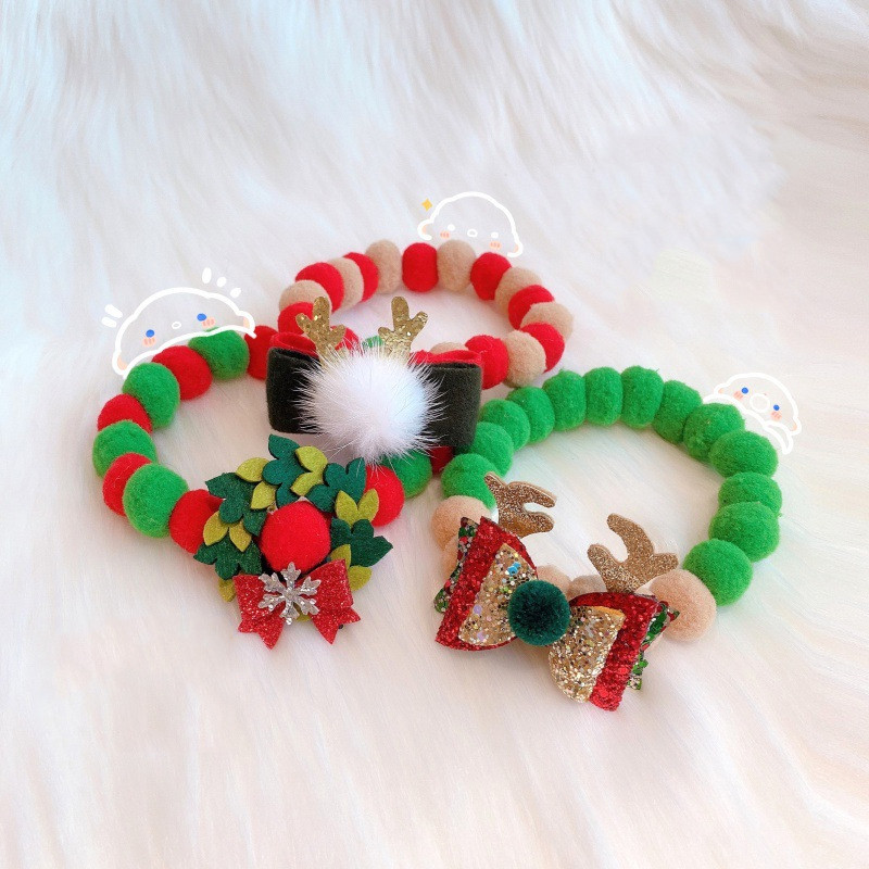 Παπιγιόν Χριστουγεννιάτικο θέμα με χριστουγεννιάτικο κολιέ χριστουγεννιάτικο δέντρο με παπιγιόν, σκυλιά και γάτες, αξεσουάρ περιποίησης για σκύλους