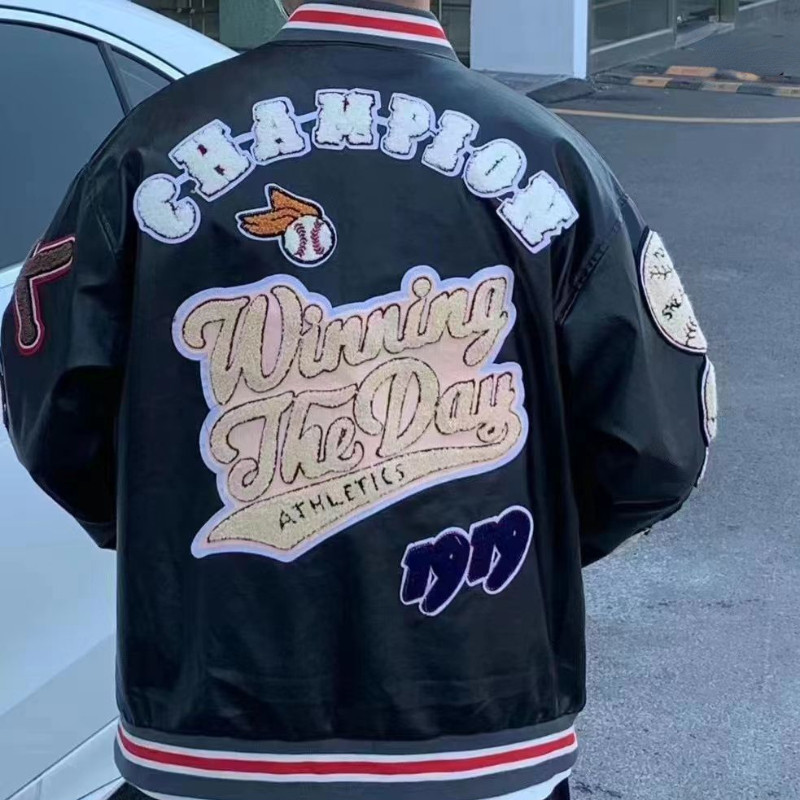 Κέντημα πολλαπλών γραμμάτων Λευκό ανδρικό φόρμα μπέιζμπολ με εκρηκτικό στυλ μπέιζμπολ ρετρό παλτό βαριάς βιομηχανίας