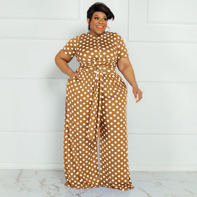 CM.YAYA Plus Size Elegantná bodkovaná dámska súprava s dvoma 2-dielnymi outfitmi, letným tričkom s kravatou a nohavicami so širokými nohavicami, fitness súprava