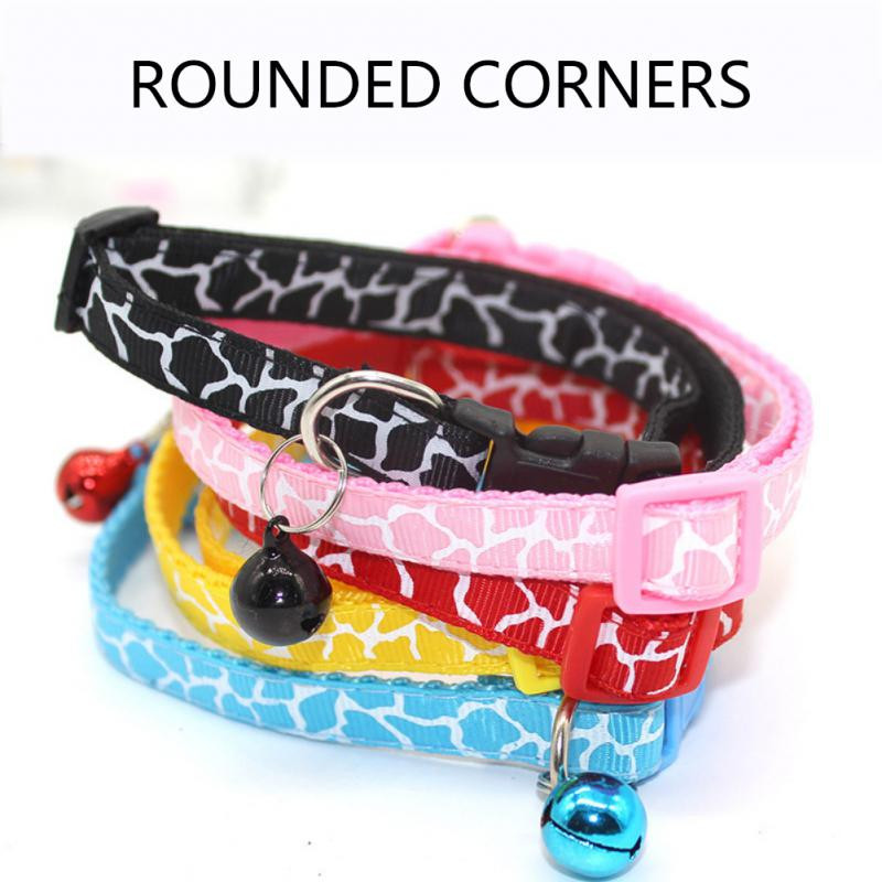 Ρυθμιζόμενο κολάρο κατοικίδιων με κουδούνι κινουμένων σχεδίων πολύχρωμα αξεσουάρ κουταβιών γατών με δίχτυ μοτίβο μπάλωμα γιακά ασφαλείας Κουδούνι δαχτυλίδι κολιέ κατοικίδιο