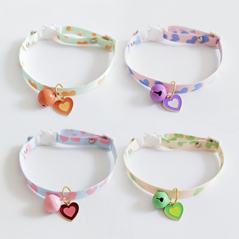 Κοσμήματα κατοικίδιων ζώων με ρυθμιζόμενη πόρπη Κολάρο για κουτάβι Δημοφιλές κολάρο μικρής γάτας με τυπωμένο σχέδιο Καρδιά λαιμόκοψη Διακοσμητικό γιακά προμήθειες για κατοικίδια