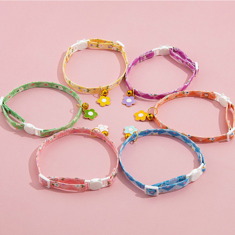 Κοσμήματα κατοικίδιων ζώων με ρυθμιζόμενη πόρπη Κολάρο για κουτάβι Δημοφιλές κολάρο μικρής γάτας με τυπωμένο σχέδιο Καρδιά λαιμόκοψη Διακοσμητικό γιακά προμήθειες για κατοικίδια