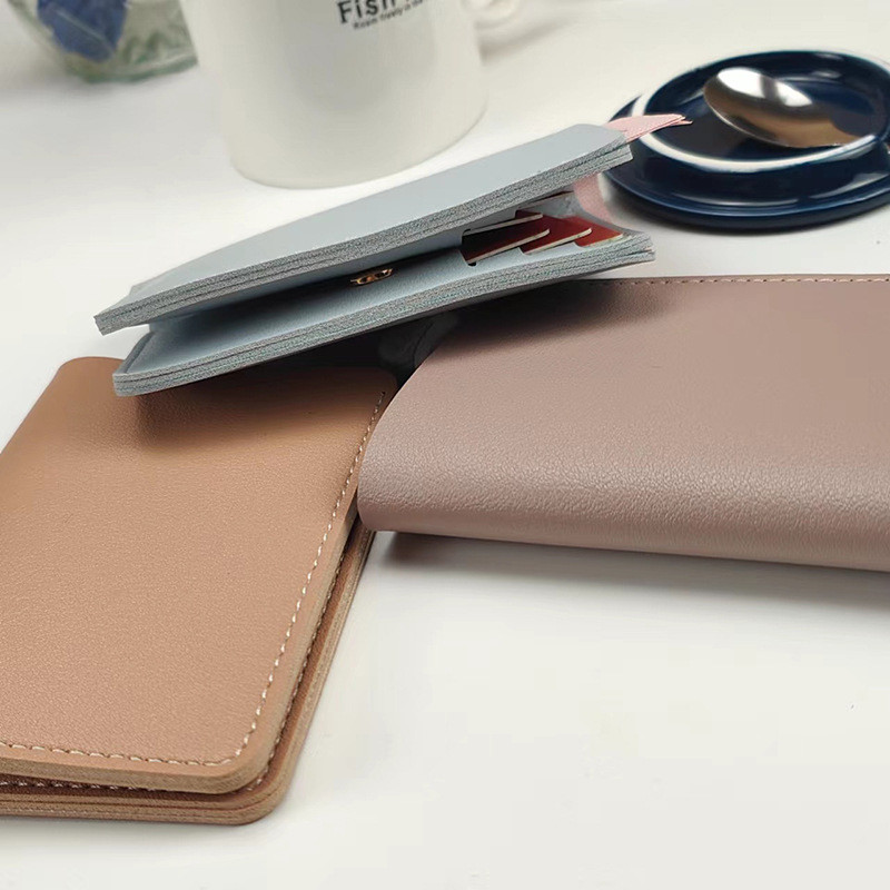 Uus ühevärviline läikiv väike rahakott naistele Lühike lihtne naiste rahakott nööpidega Juhiluba Krediitkaardi kaardikott