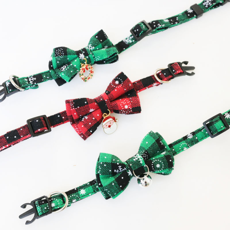 Χριστουγεννιάτικο κολάρο κατοικίδιων περιορισμένων κατοικίδιων κολιέ γάτας σκύλου με ρυθμιζόμενο κουδούνι Πρωτοχρονιάτικο Χρώμα Χριστουγεννιάτικου Στιλ για Samll Medium Petpy Kitten 1 ΤΕΜ