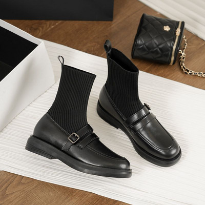 Uued naiste saapad Retrostiilis Väikesed nahast kingad Mood Moodsad Stretch-saapad Naiste vabaaja platvormkingad Kevad-sügissaapad