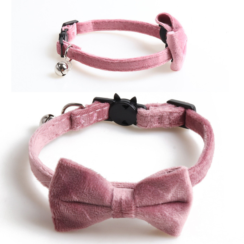 Ασφαλής ελαστικό παπιγιόν κολάρο γάτας με ρυθμιζόμενη πόρπη Gatos παπιγιόν μικρού σκύλου από μαλακό βελούδο Προμηθευτής κατοικίδιων ζώων με καμπάνα στερεό