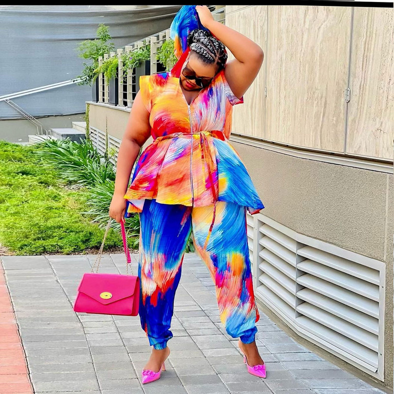 Σετ με ασορτί μεγέθη τύπωμα μπλούζες και παντελόνια με ζώνη Γυναικεία πολυτελή γυναικεία ρούχα 2023 Καλοκαίρι σετ δύο τεμαχίων