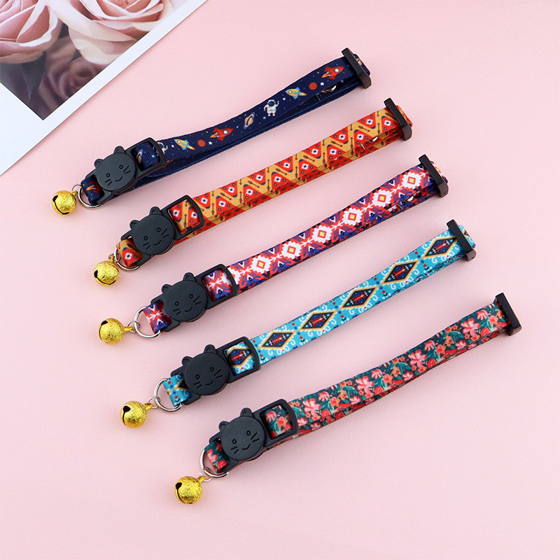 Νέο χαριτωμένο φρούτο τύπωμα γιακά κατοικίδιων με κουδούνι τύπωμα φρούτων κολάρες γάτας Προμήθειες για κατοικίδια Περιλαίμια ζώνη λαιμού Αξεσουάρ Προϊόντα για κατοικίδια