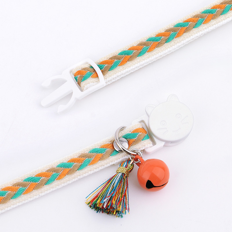 Breakaway kassi kaelarihm Värvilised isikupärastatud kasside kaelarihmad kellukesega Kohandatud boheemlas stiilis kassipoegade kaelakee kala ID-sildiga