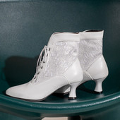 Naiste viktoriaanlikud poolsaapad, nahast pitsilised kontsakingad naistele Moodsad pitsitud naiste kõrged kontsad Naiste saapad pahkluu 46