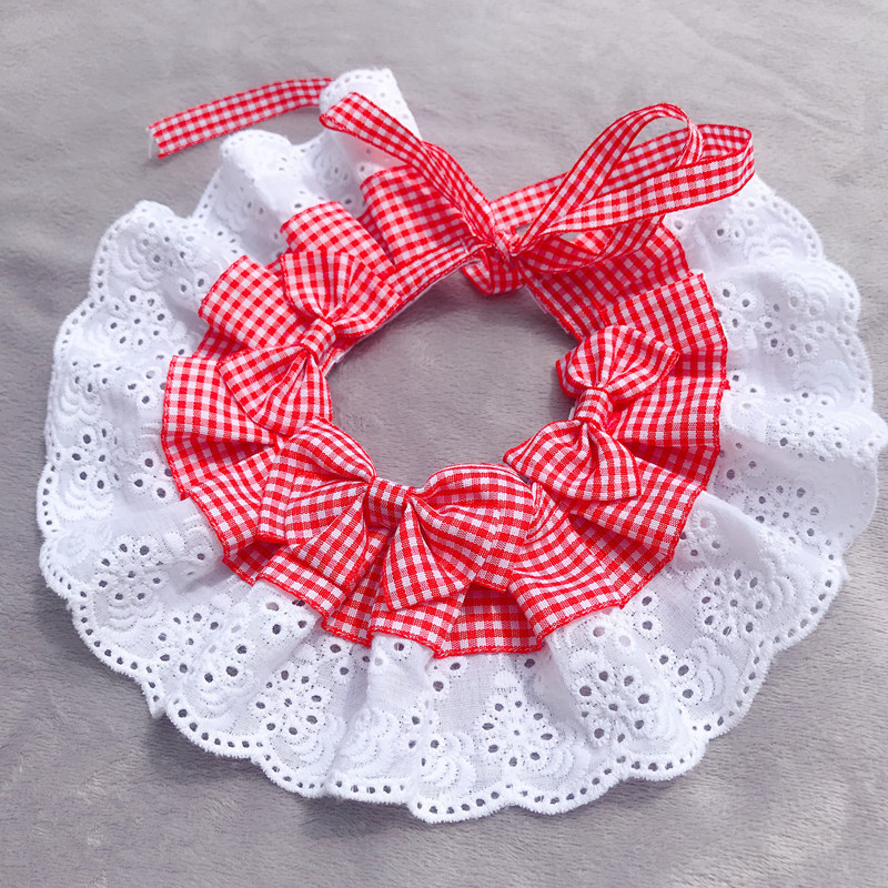 Χαριτωμένο τριών στρώσεων δαντέλα παπιγιόν Μικρό κουδούνι γιακά για κατοικίδια Σαλιάρα γιακά κατοικίδιων Δαντελένια σαλιάρες Lovely Dog Κολιέ γάτας Διακοσμητικά Γιακά για μικρό σκύλο