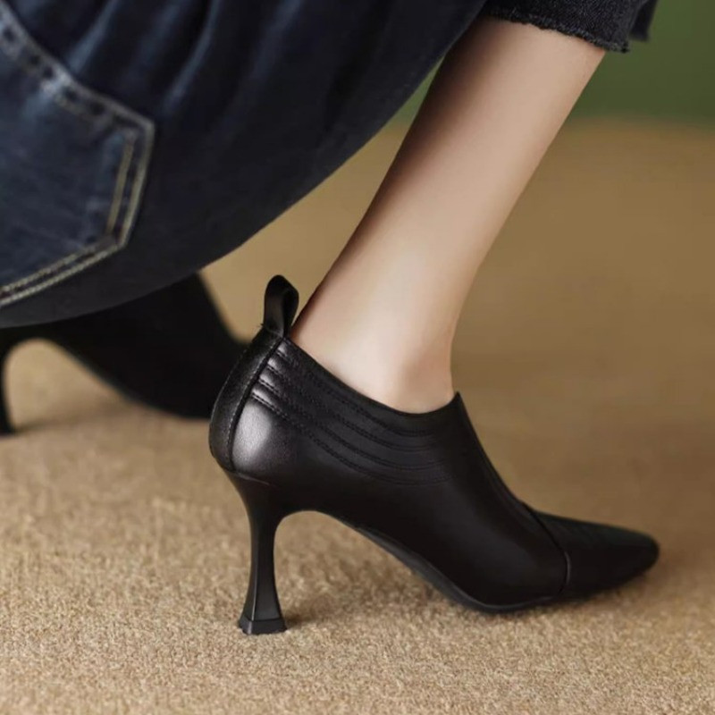 Dámske čižmy na tenkom podpätku, jar a jeseň, sexy, s ihličkovým podpätkom a špicatou špičkou, holé čižmy, dámske členkové čižmy.